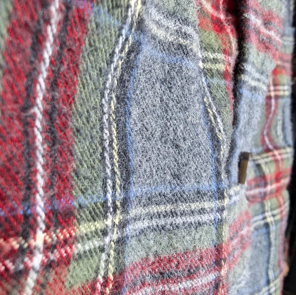 LL Bean Women Cotton Relaxed Fit Flannel Shirt Button Up Size Medium - Picture 6 of 9